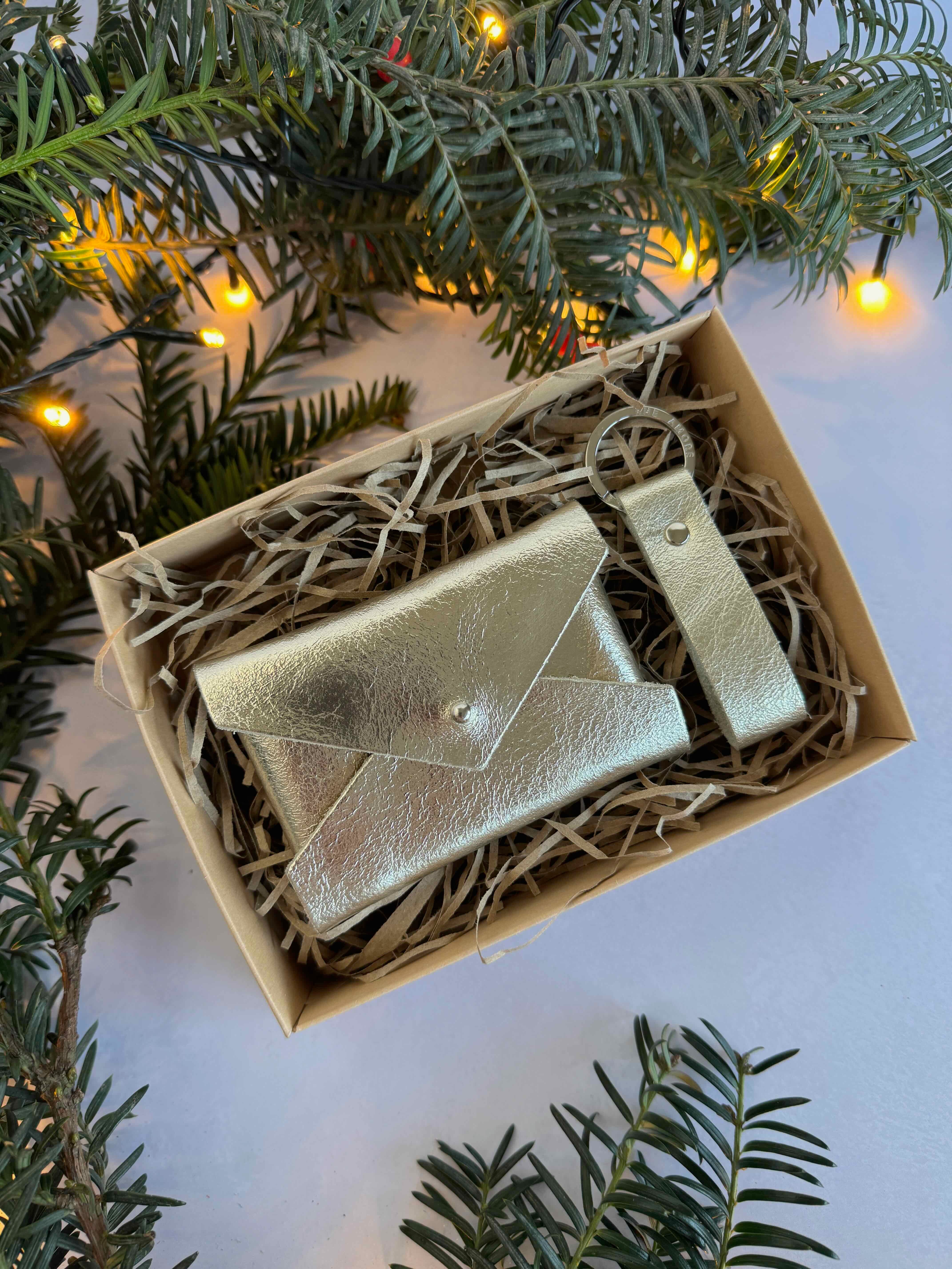 Mistletoe Gift Set 🎄