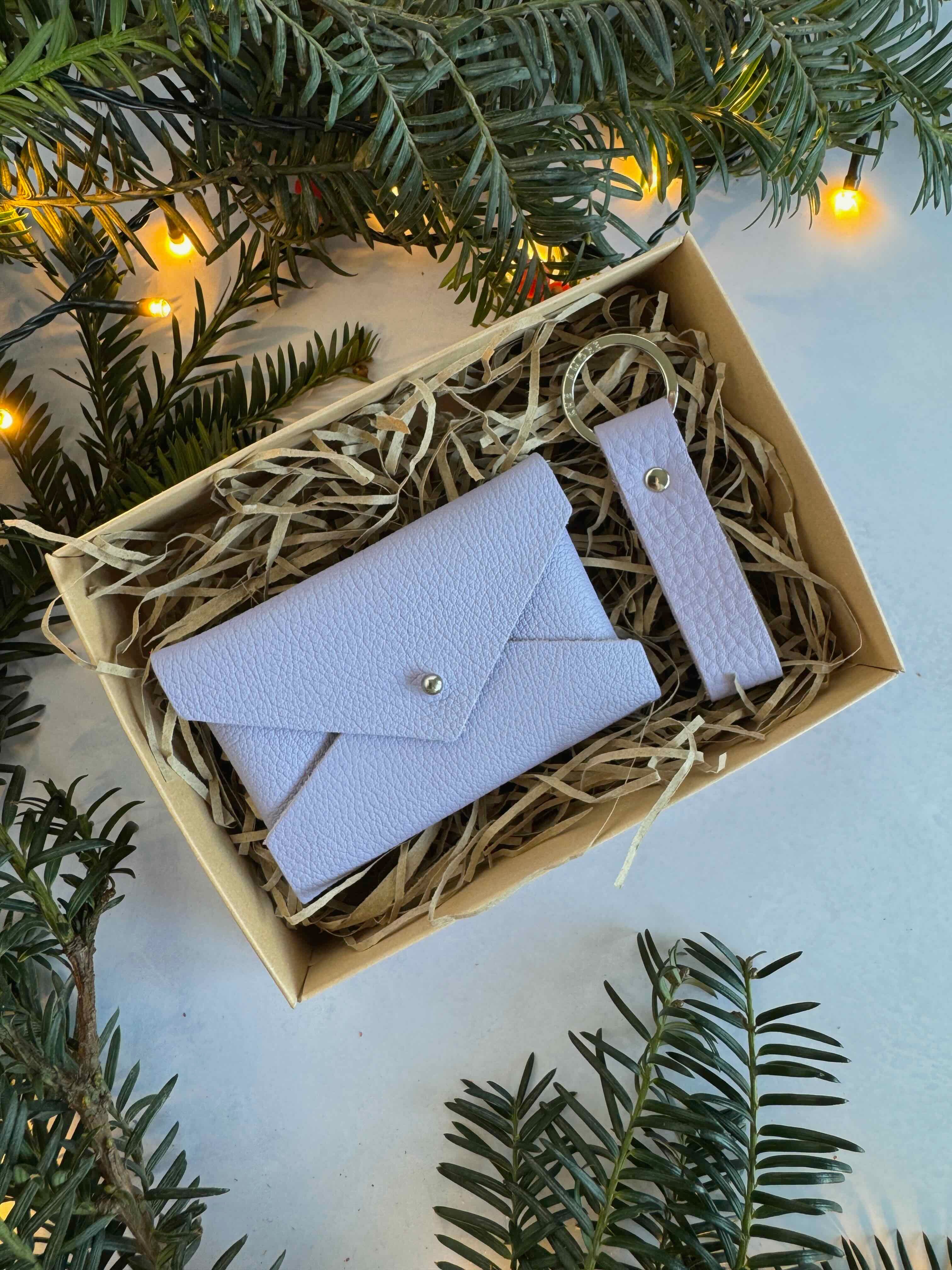 Mistletoe Gift Set 🎄