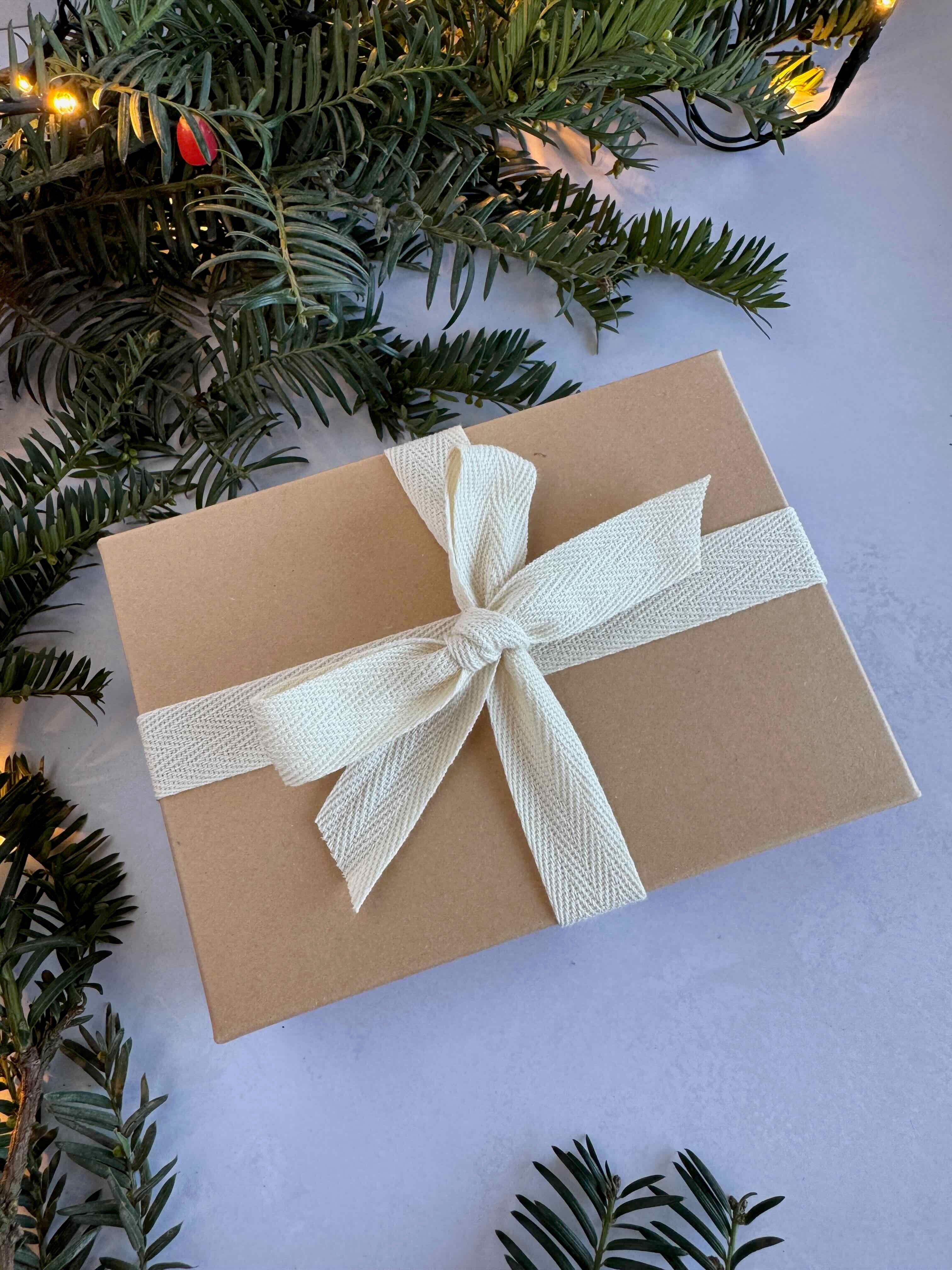 Mistletoe Gift Set