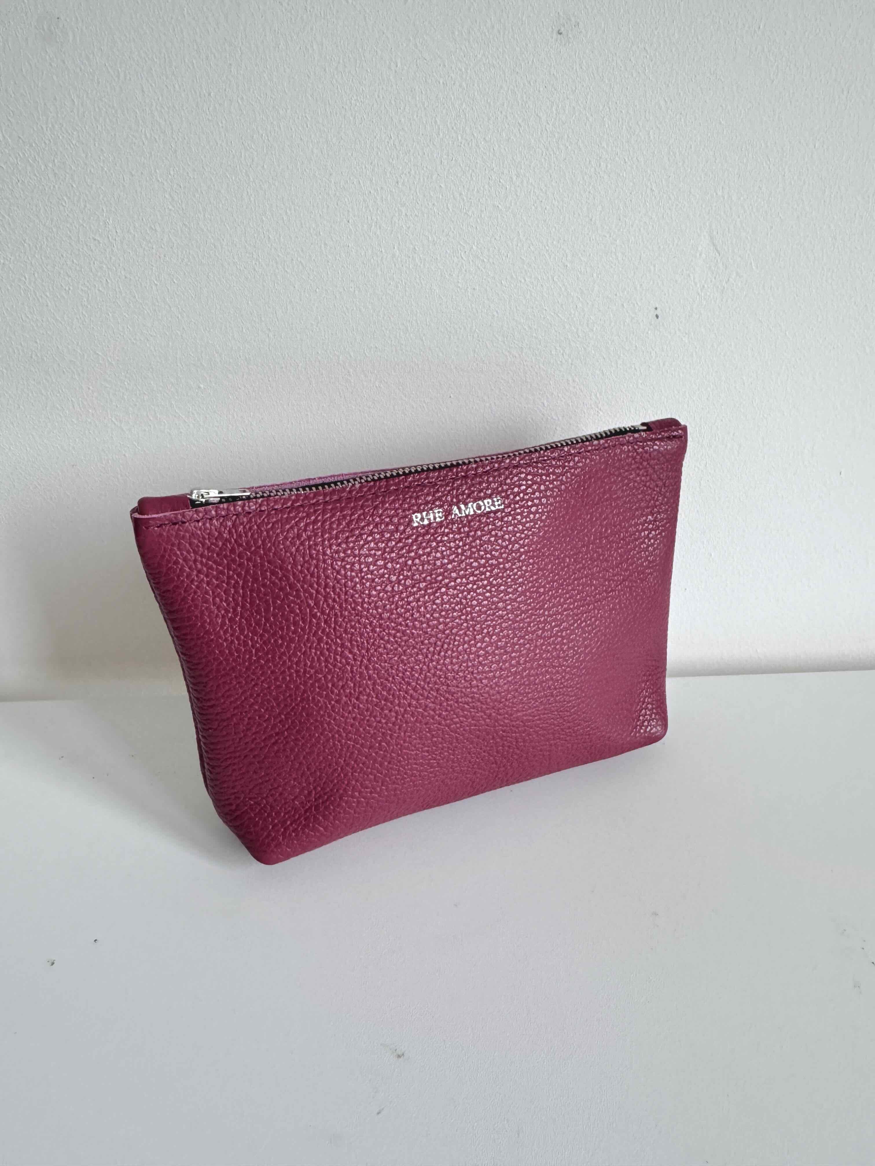Last Chance Product - Leather Zipped Pouch