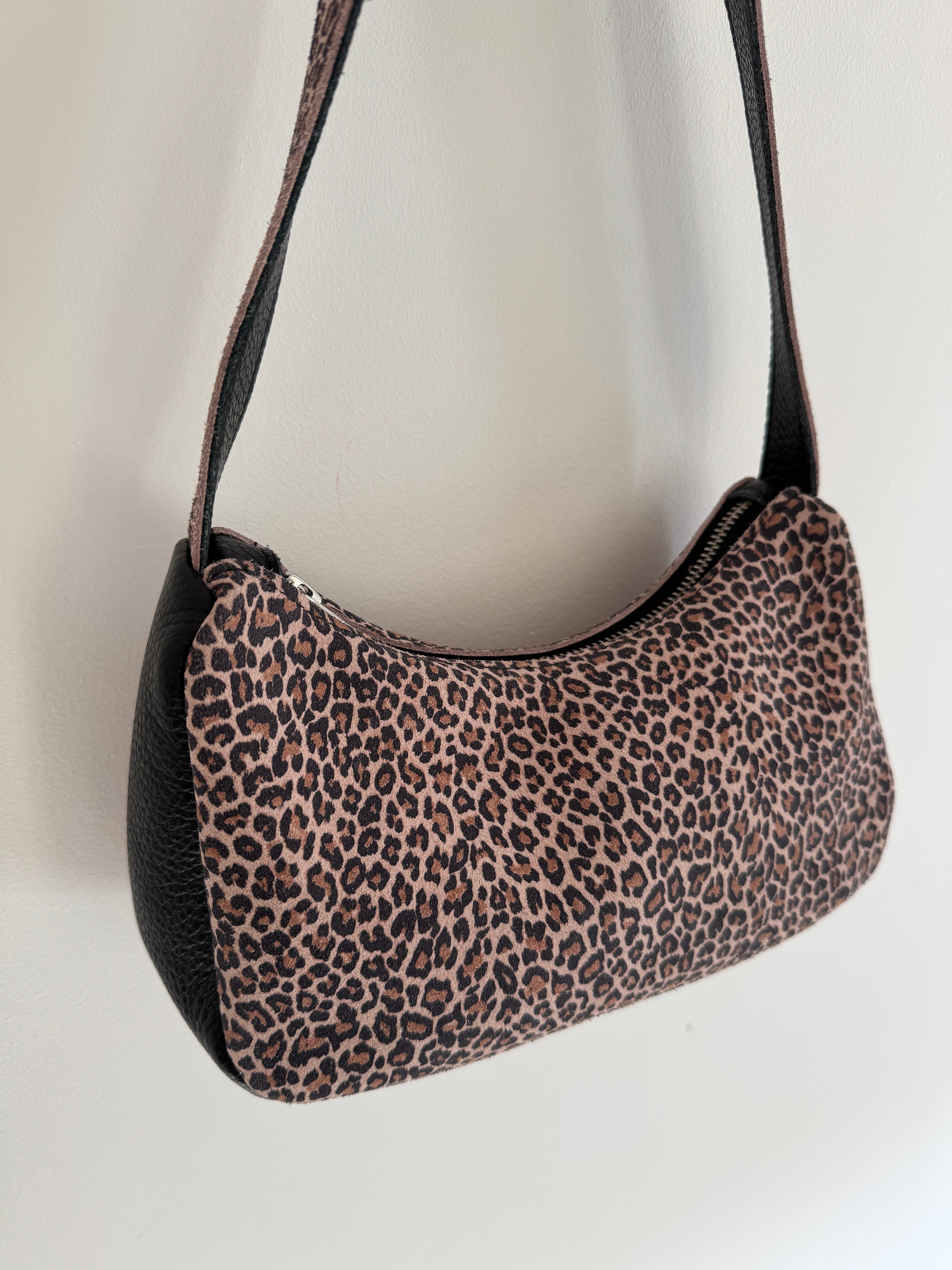 Sample Seconds - Pink Leopard Shoulder Bag