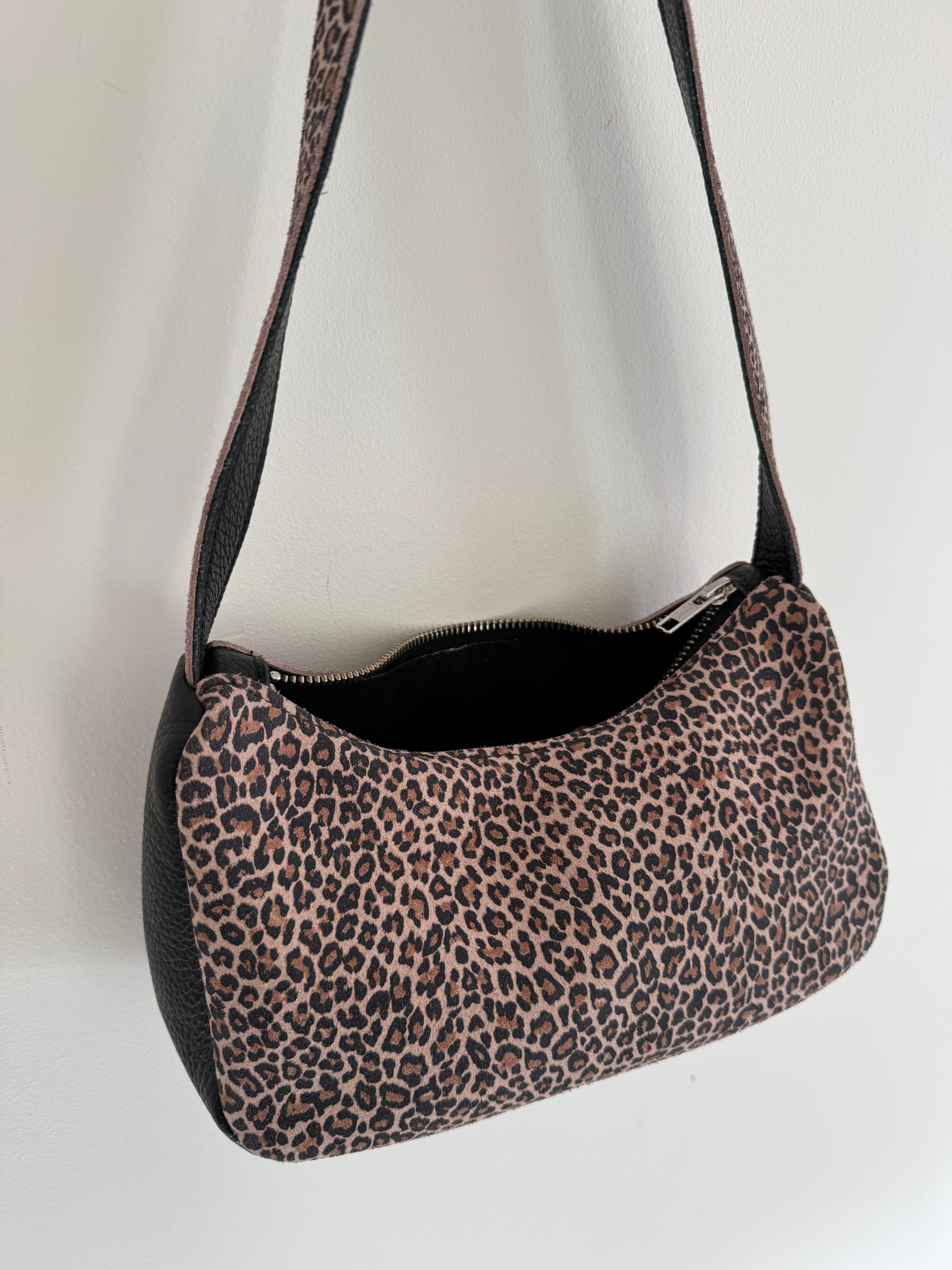 Sample Seconds - Pink Leopard Shoulder Bag